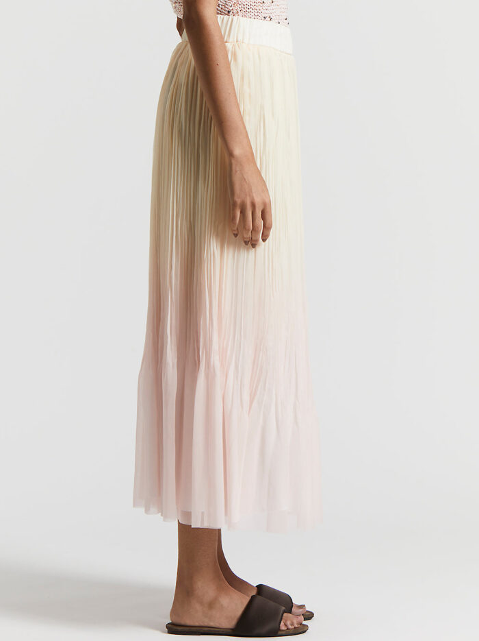 E0518500P3_00634_942_2