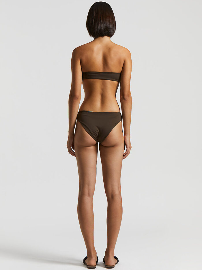 E11015C03_CC551_952_7