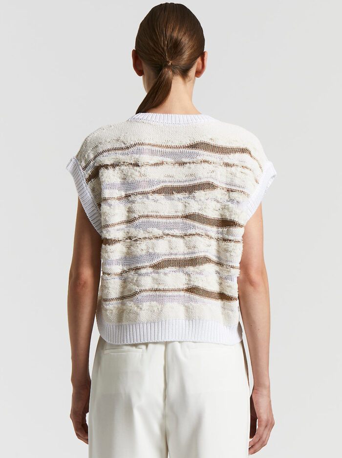 E99963F05_A9276_A42_3