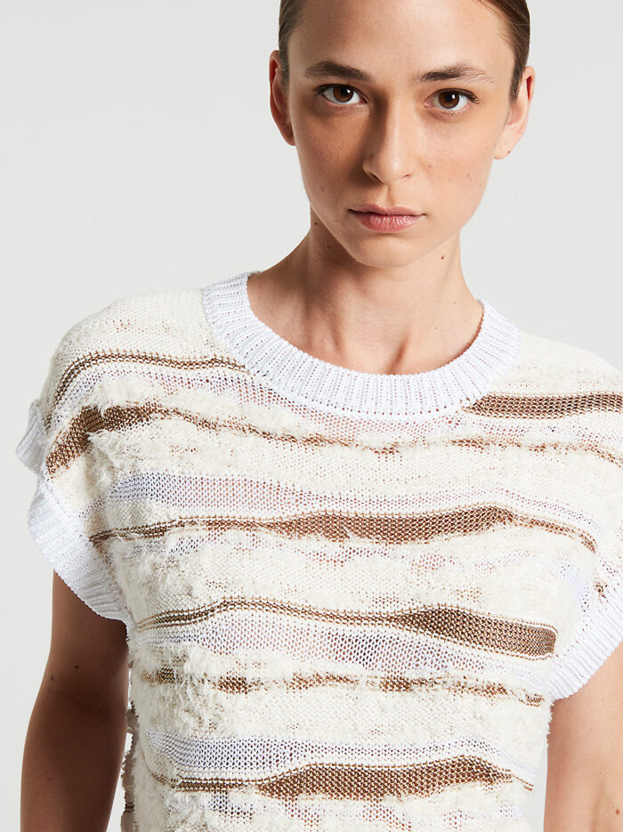 E99963F05_A9276_A42_4