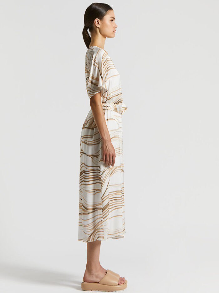 M02468A00D_04783_946_2