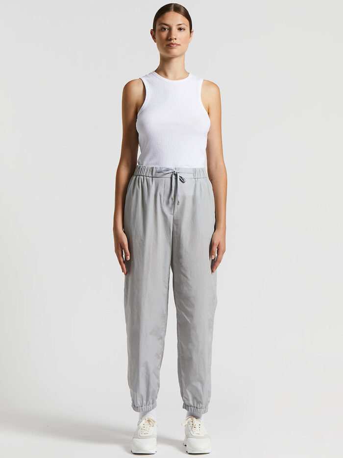 M04240_00566_076_total