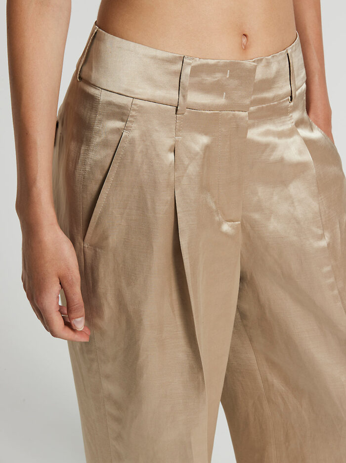 M04495_05431_046_4 M04495_05431_046_4