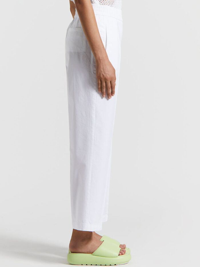 M04670T3_07948_001_2