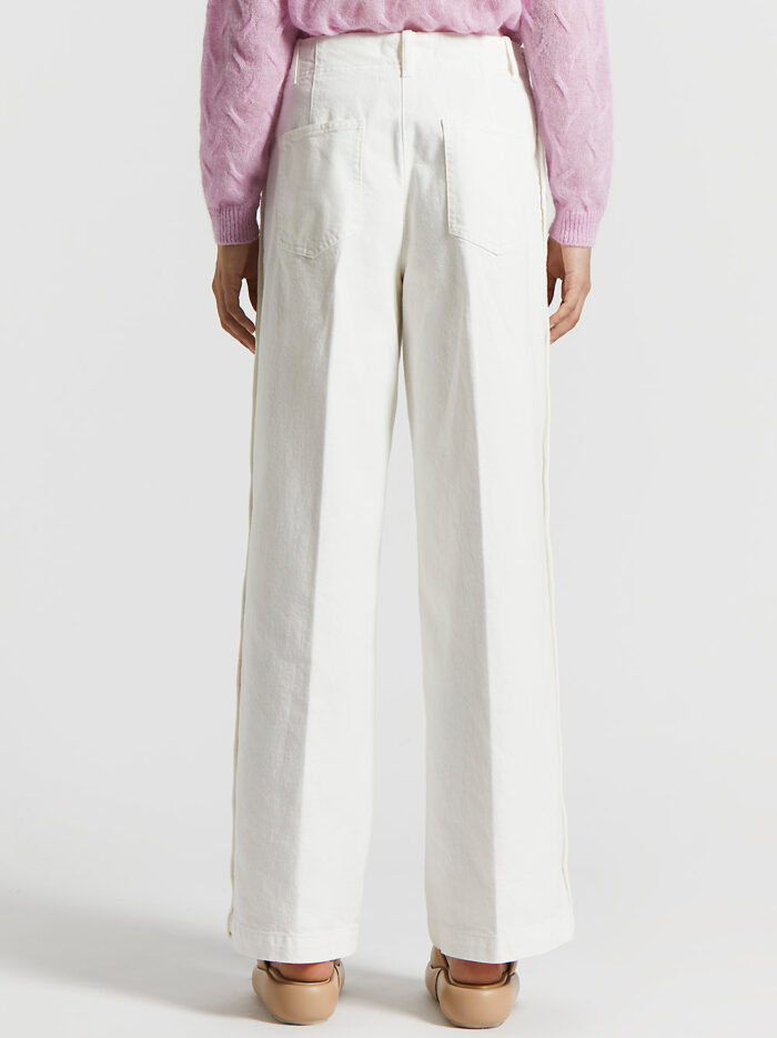 M04752T3_07956_002_3