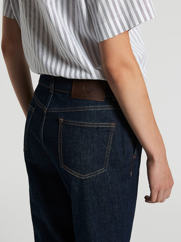 M04932L23_04956_961_5