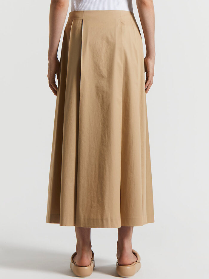 M05678_01979_046_3 M05678_01979_046_3