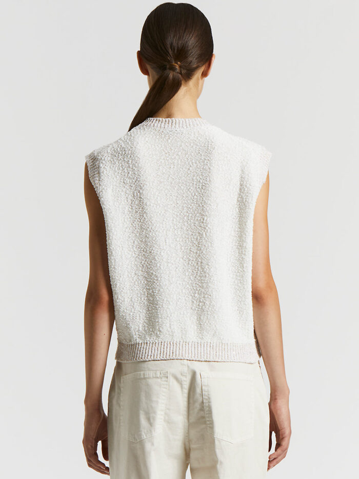 M98183F05_A9274_A02_3