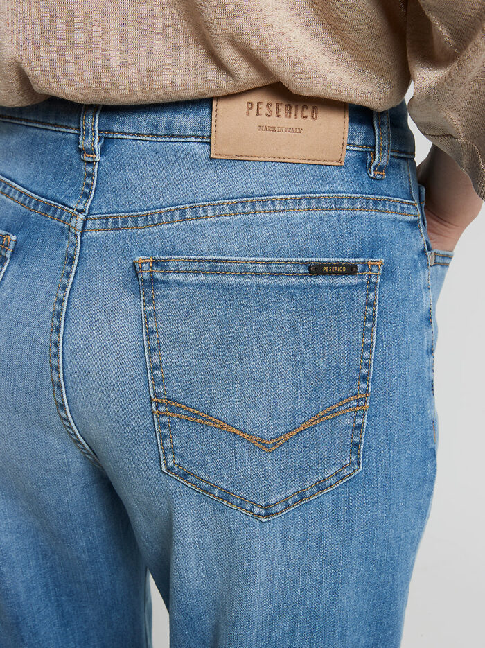 P04589L52Q_04956_961_5