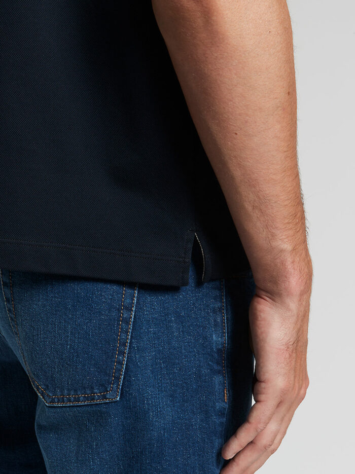 R55028J0_00850_562_5