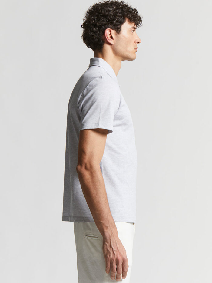 R55052J0Q0_03033_975_2