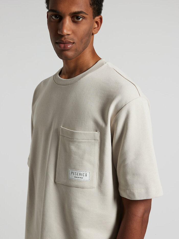 R57006J0Q4_03825_044_4