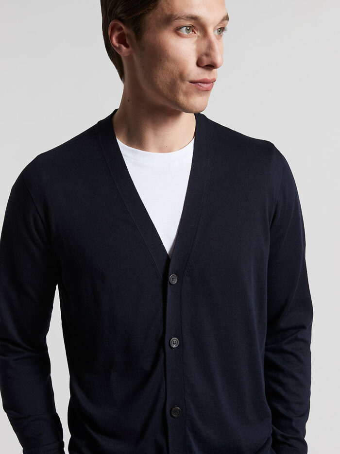 R59031F18_09104_762_5