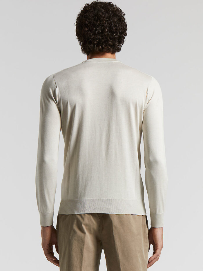 R59033F18_A9104_A42_3