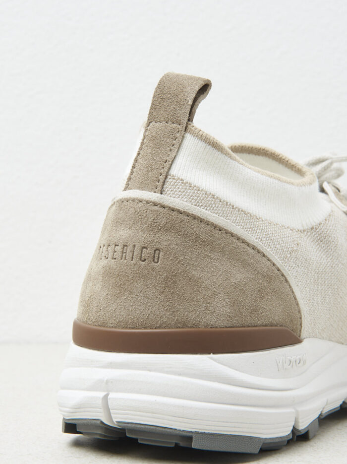 R79058C0_CC469_944_3