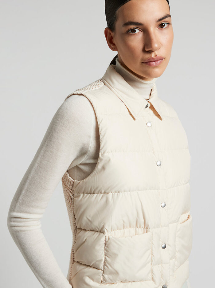 S03431F03_M6957_M42_4