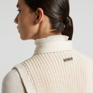 S03431F03_M6957_M42_5