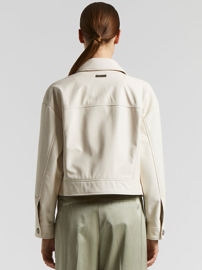 S21403C03_CC205_942_3