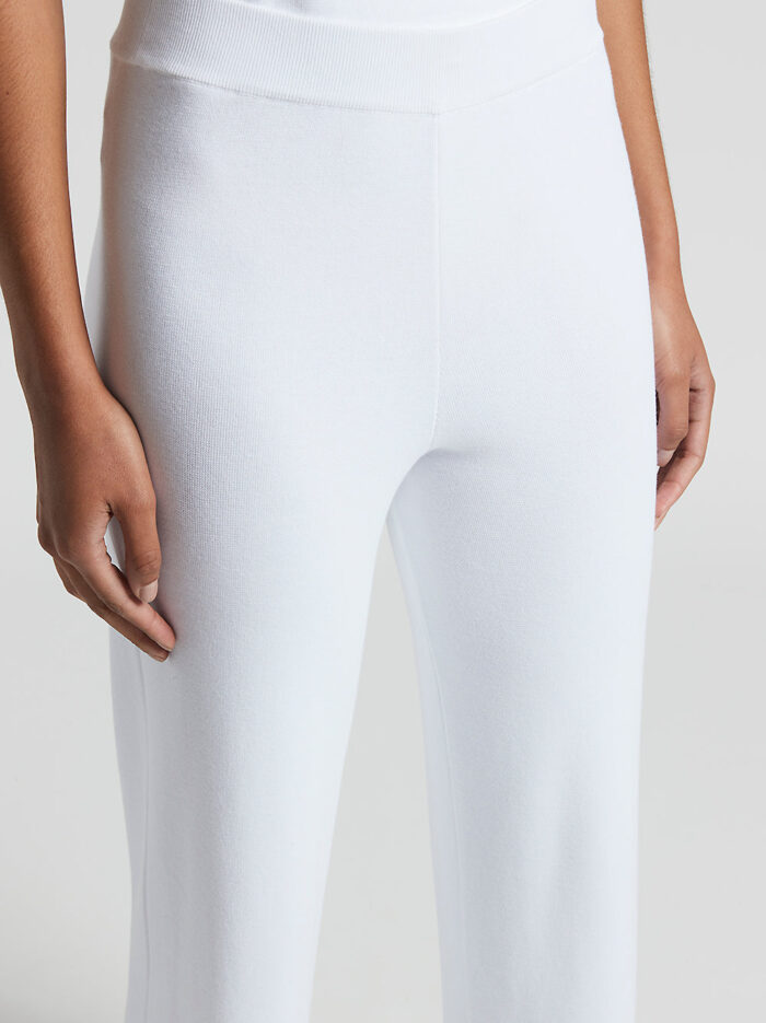 S94066F18K_09234_300_4