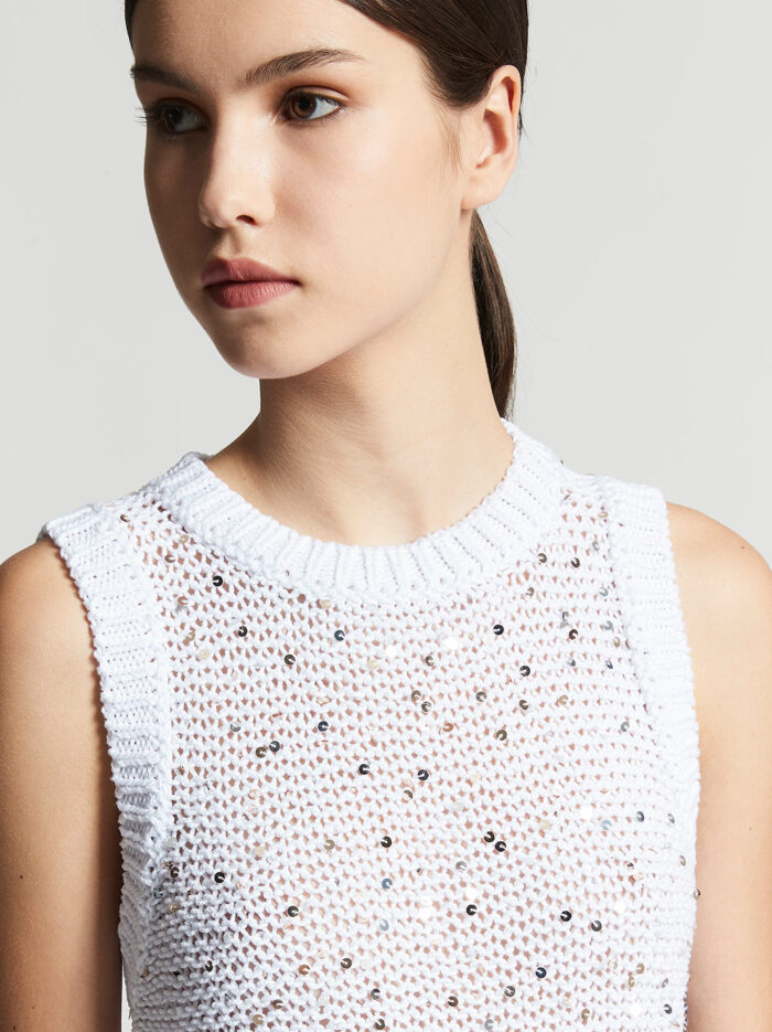 S98168F03_A9117_A00_4