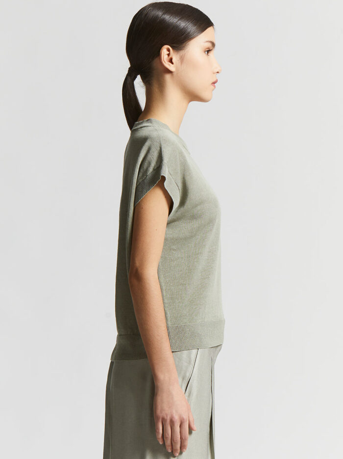 S99756F12_A9056_A35_2