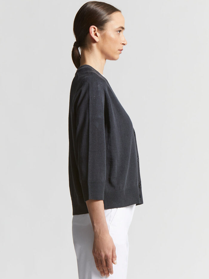 S99760F12_A9056_A61_2