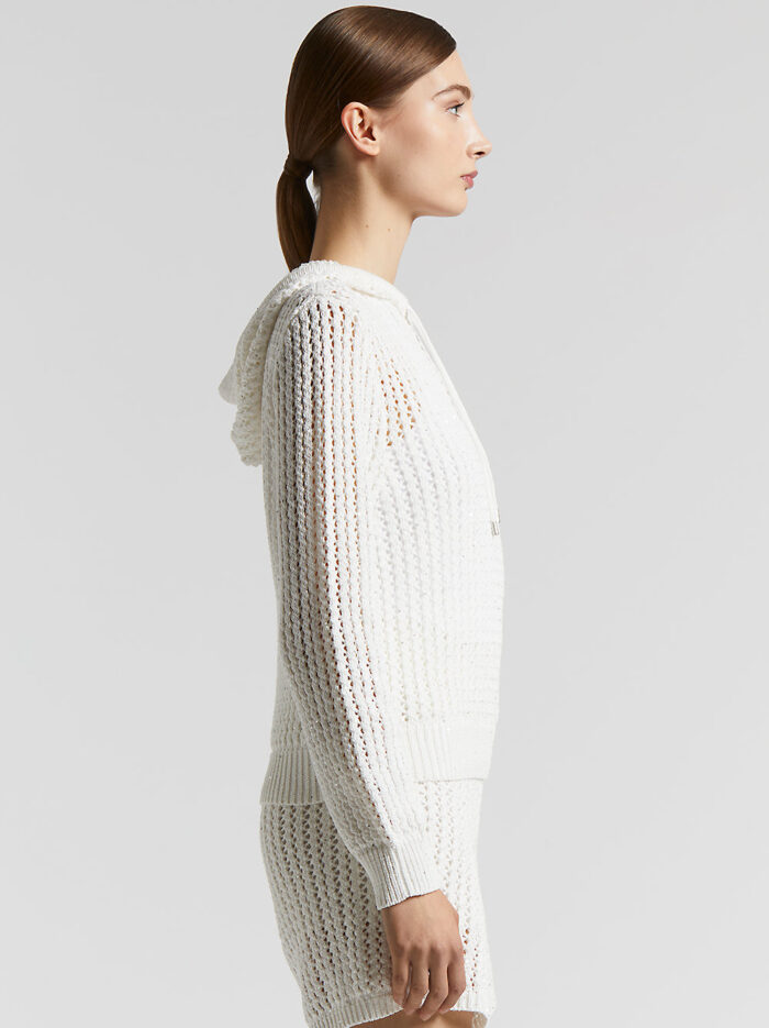 S99778F05_A9110_A02_2