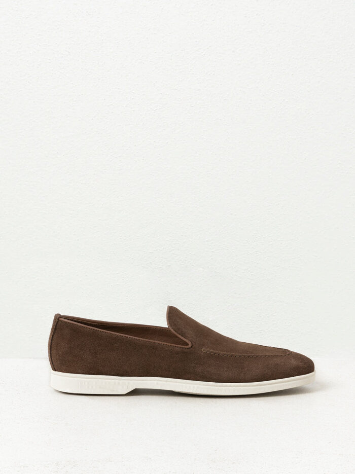 scarpe1_cc9c5862-3fcc-403c-b1fd-a48b18786d0f